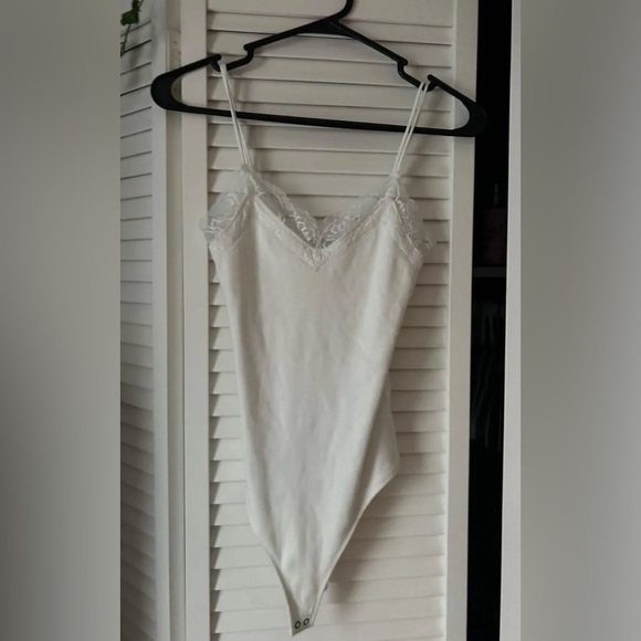 abercrombie & fitch lace trim bodysuit - Picture 2 of 4
